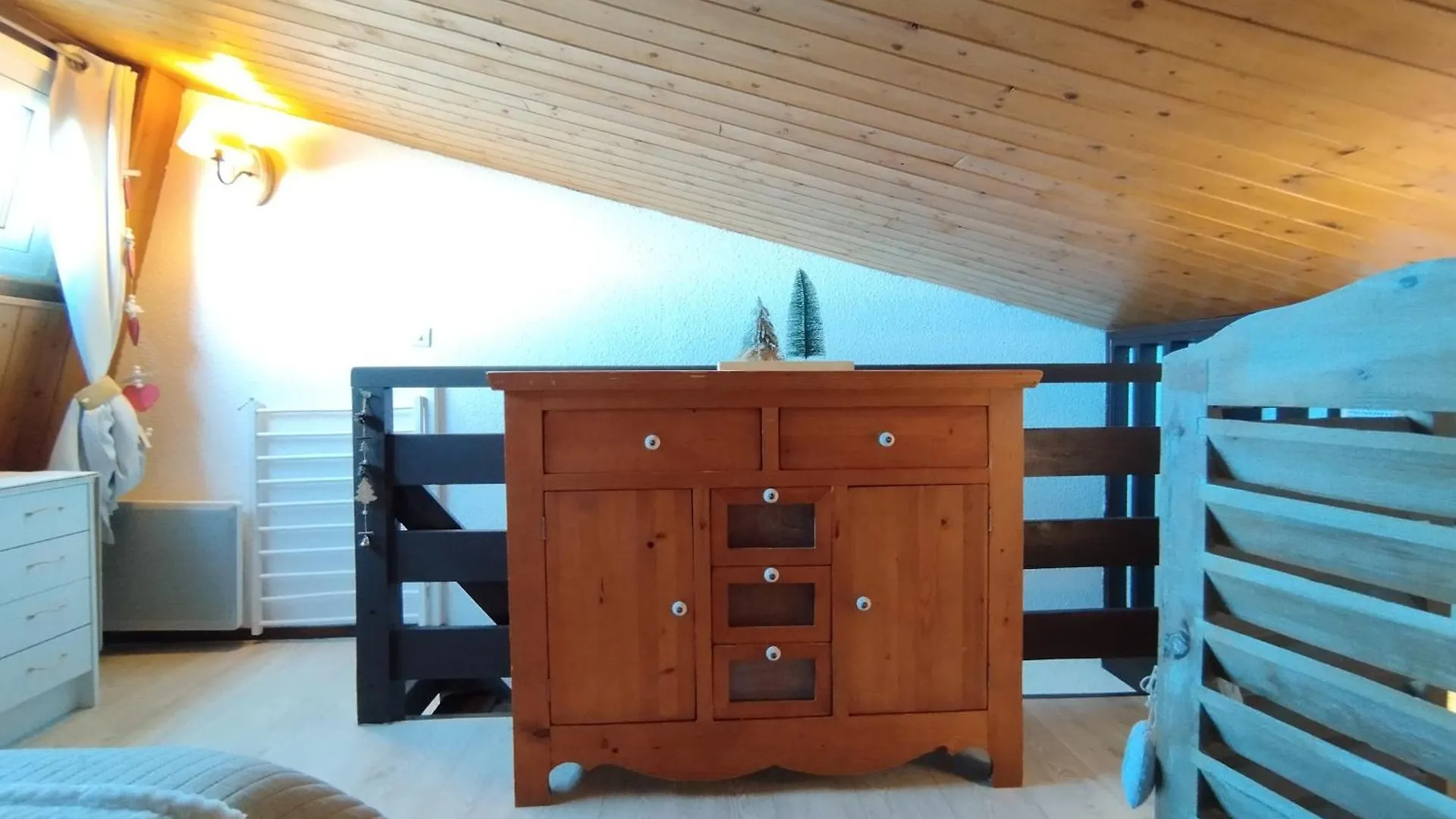 Les Chalets De Mel Saint-Lary-Soulan 0*,  France