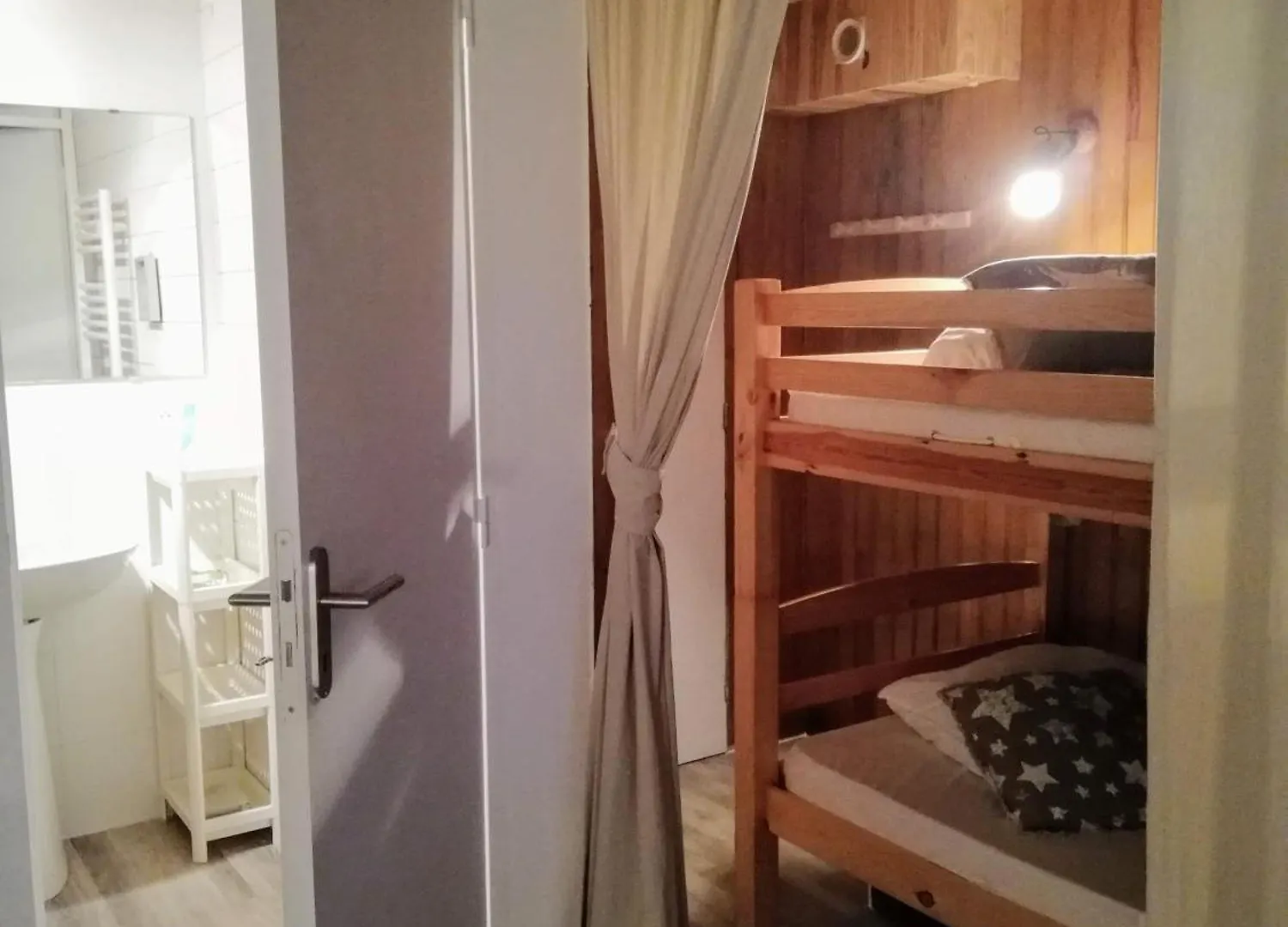 Les Chalets De Mel Saint-Lary-Soulan 0*,  France